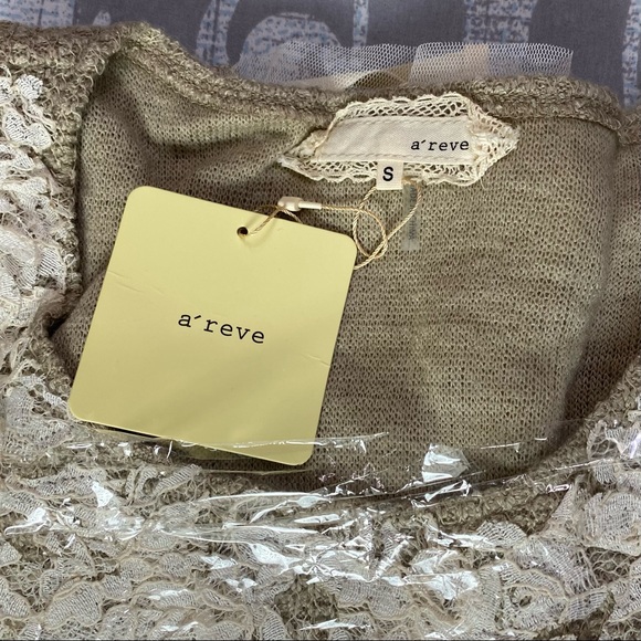 A’reve Floral Appliqué Sweater, Side Bow Ties & Lace Detail
Size S - Picture 8 of 11